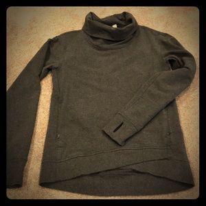 Lululemon sweatshirt